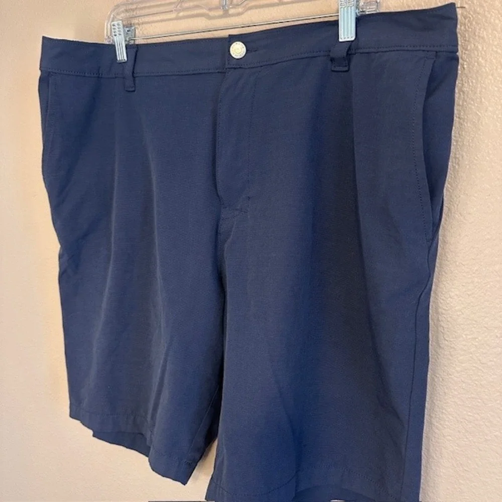 Banana Republic Men's Blue Lightweight Flat Front‎ Chino Shorts 40 Inseam 9